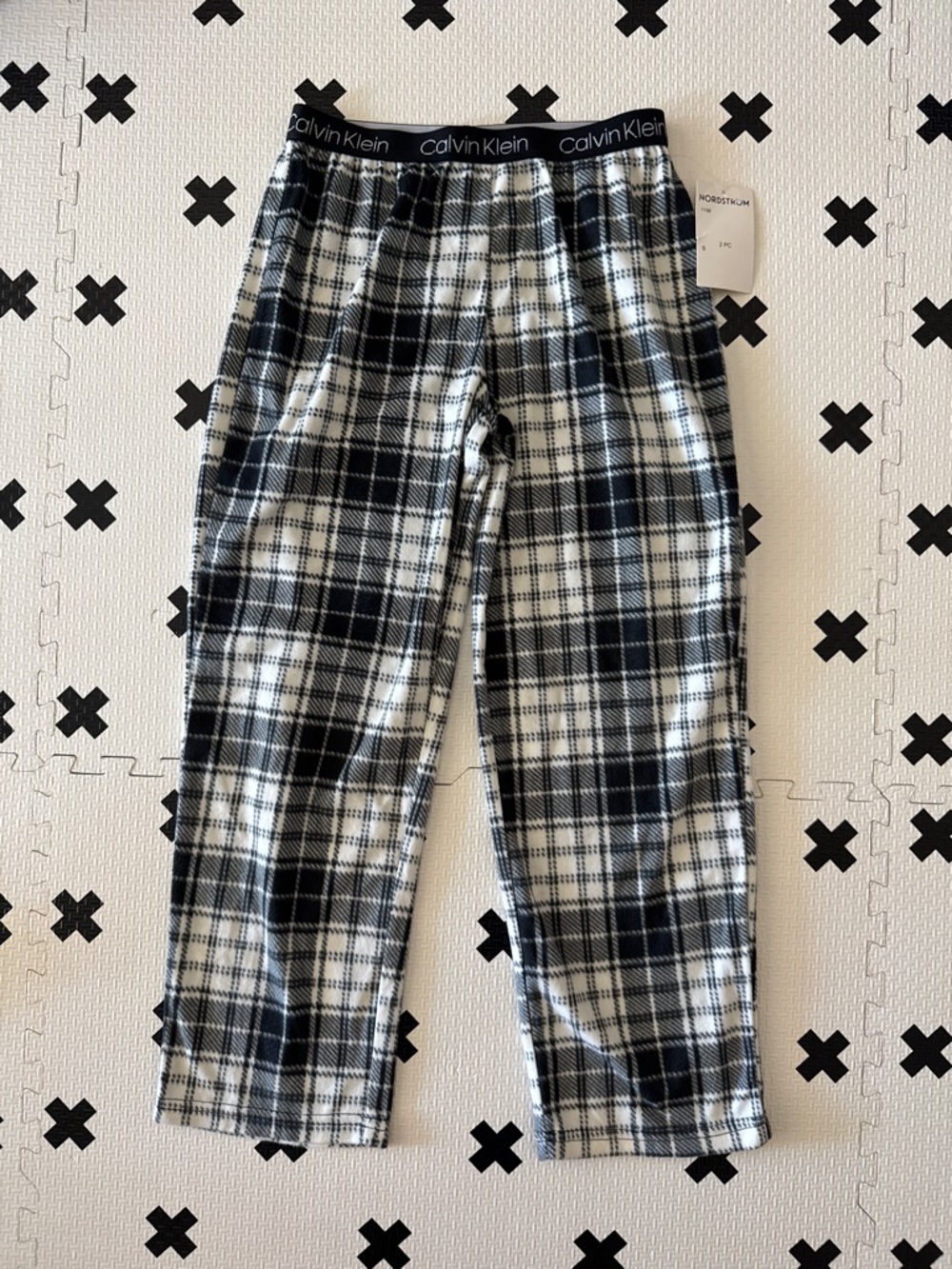 Calvin Klein Kids cozy Black & White Plaid Fleece Pants size S NWT